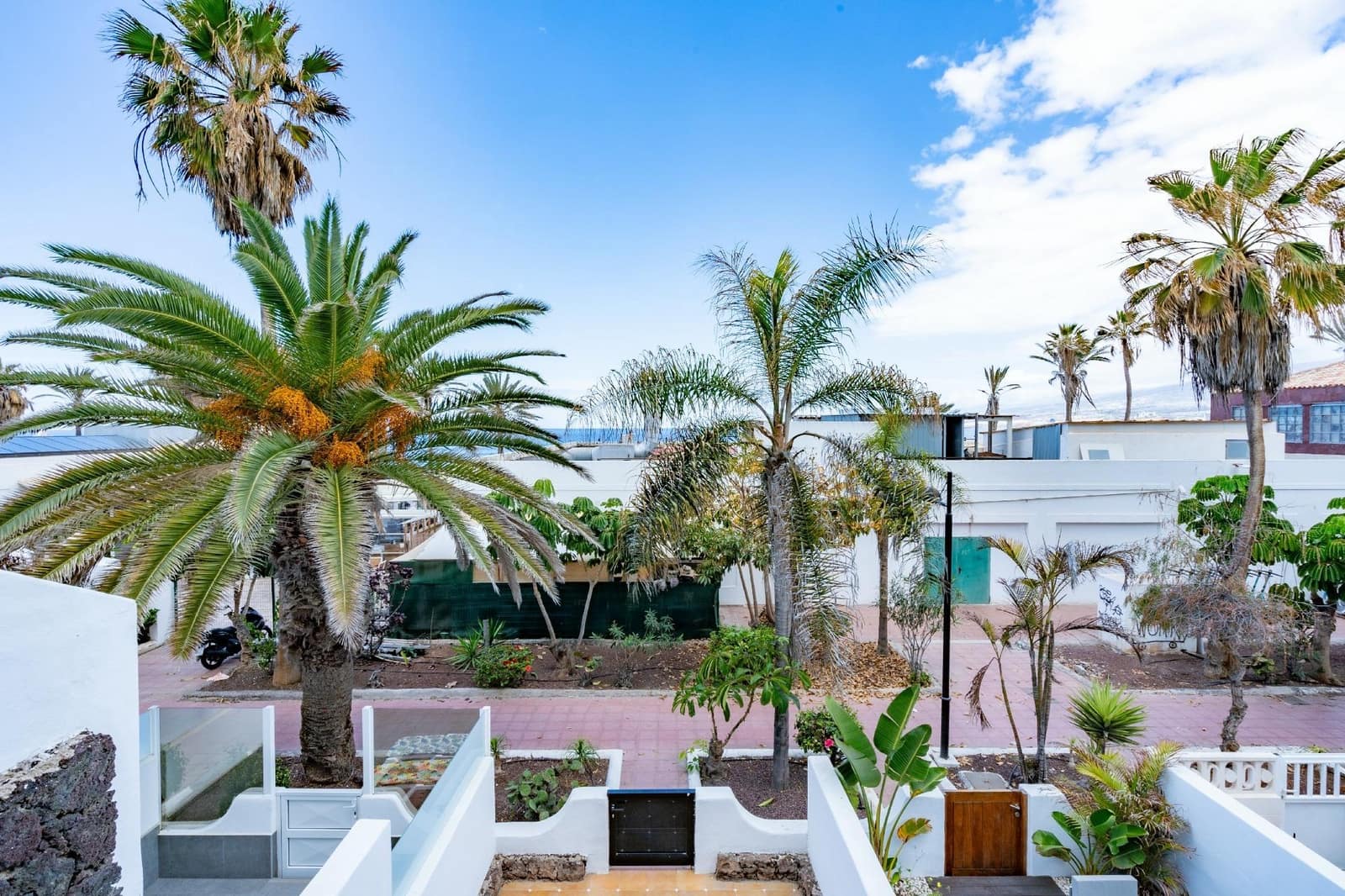 2 soveværelse Lejlighed til salg i Playa de las Americas med swimmingpool - € 545.000 (Ref: 8905468)