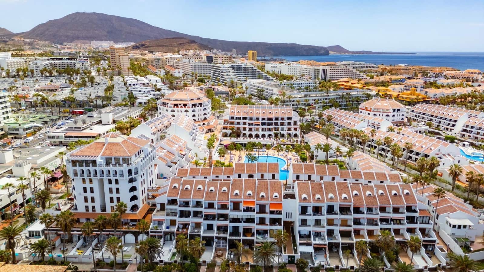 2 soveværelse Lejlighed til salg i Playa de las Americas med swimmingpool - € 545.000 (Ref: 8905468)