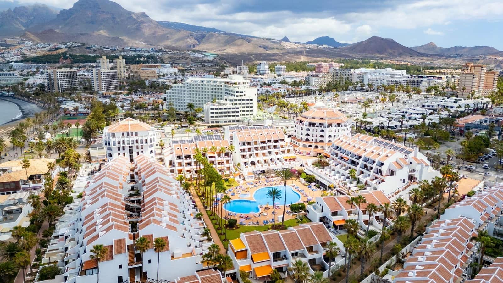 2 soveværelse Lejlighed til salg i Playa de las Americas med swimmingpool - € 545.000 (Ref: 8905468)