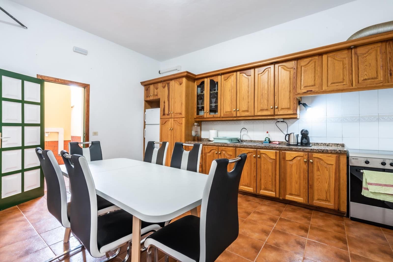 10 soveværelse Hotel til salg i Arona - € 899.000 (Ref: 8961680)