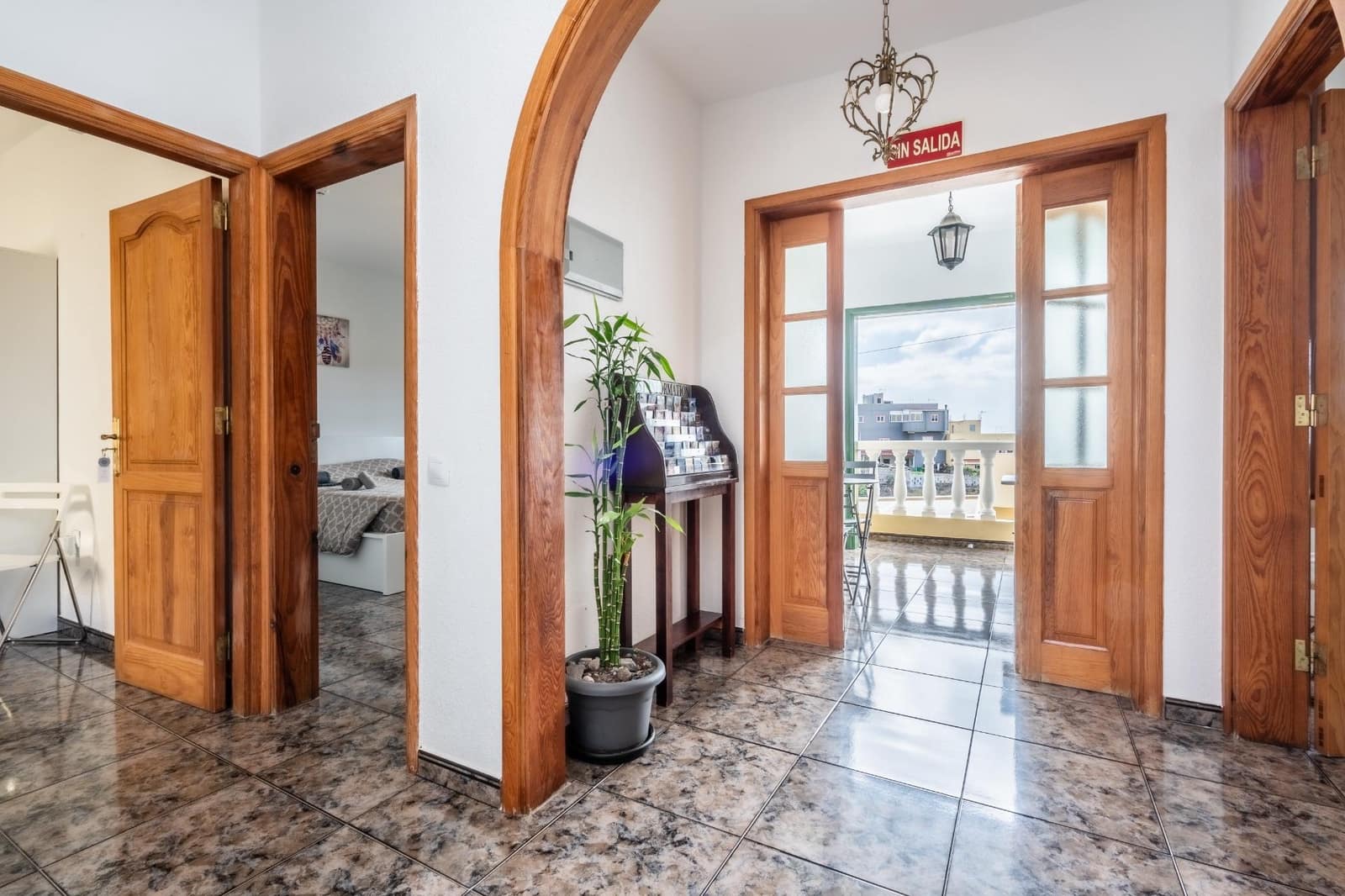 10 soveværelse Hotel til salg i Arona - € 899.000 (Ref: 8961680)