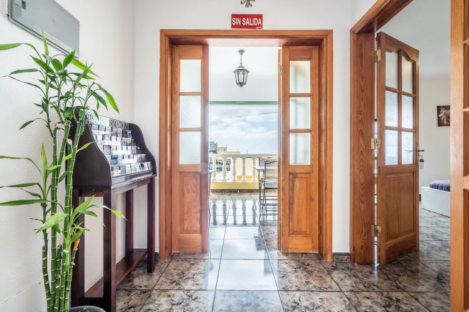 10 soveværelse Hotel til salg i Arona - € 899.000 (Ref: 8961680)