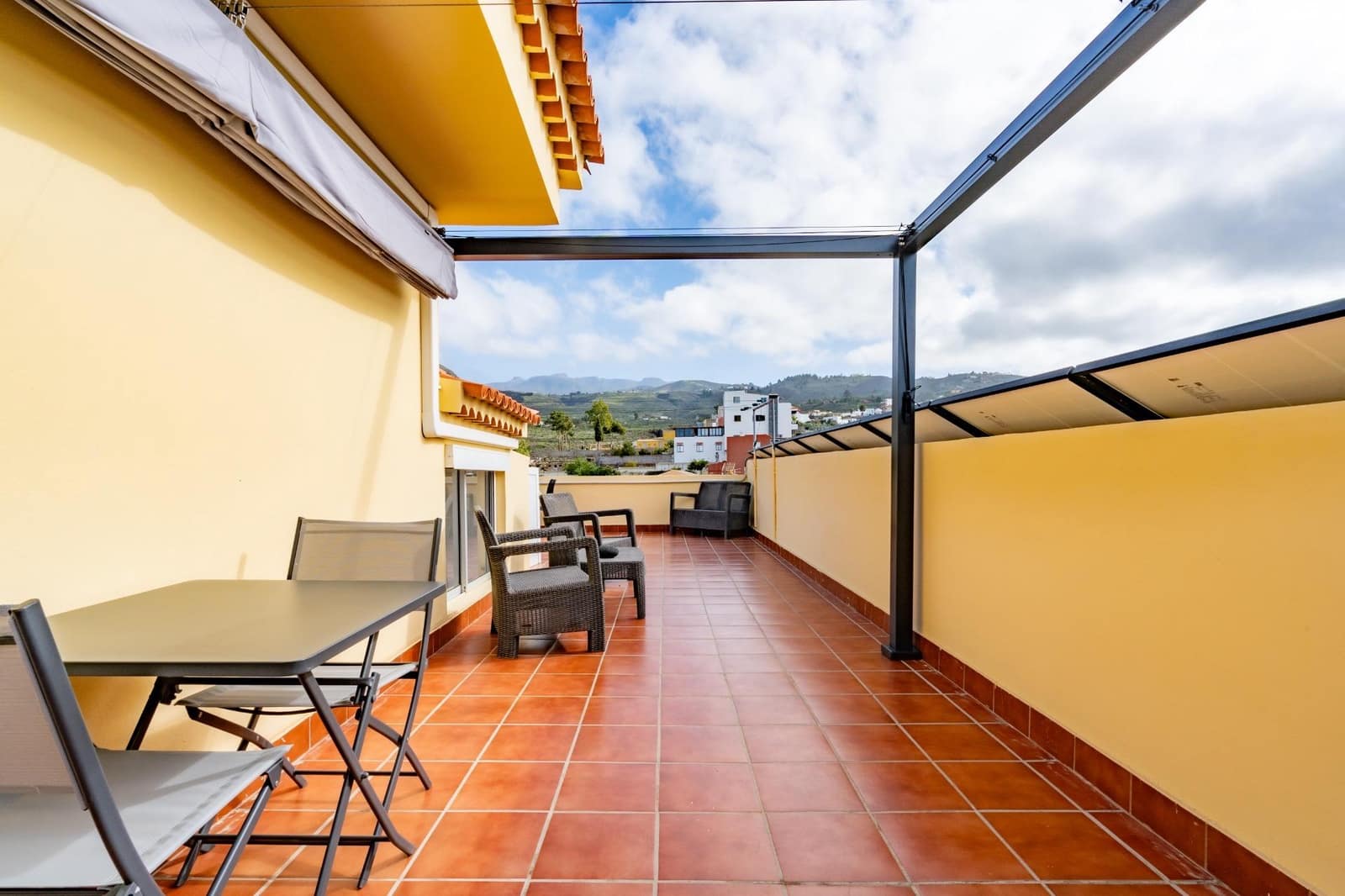 10 soveværelse Hotel til salg i Arona - € 899.000 (Ref: 8961680)