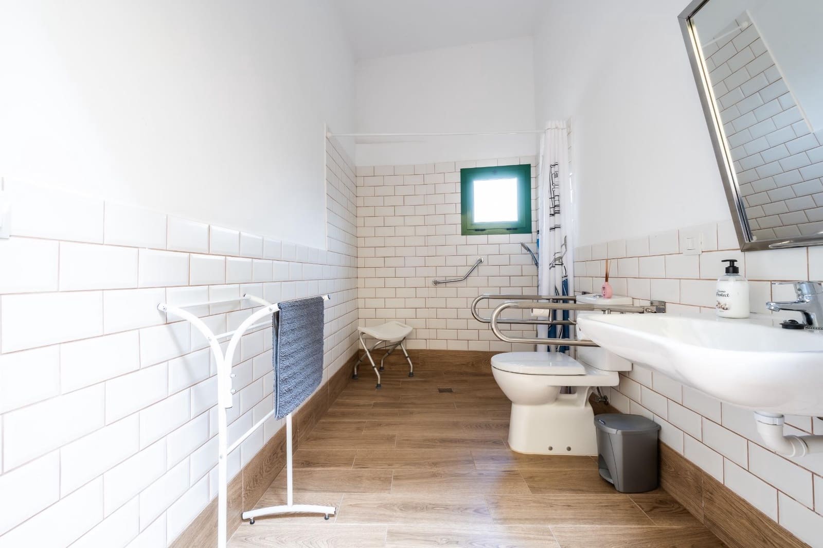 10 soveværelse Hotel til salg i Arona - € 899.000 (Ref: 8961680)