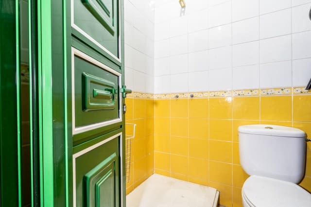 Commercieel te huur in San Isidro de Abona, Granadilla de Abona - € 1.400 (Ref: 8982433)