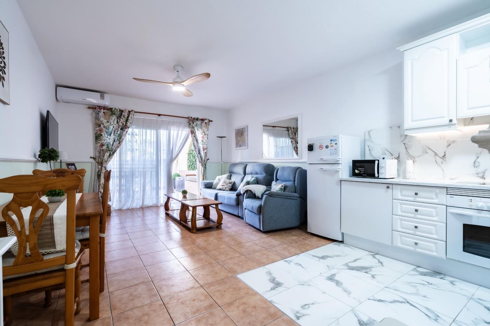 1 soveværelse Lejlighed til salg i Costa Adeje med swimmingpool - € 295.000 (Ref: 8982434)