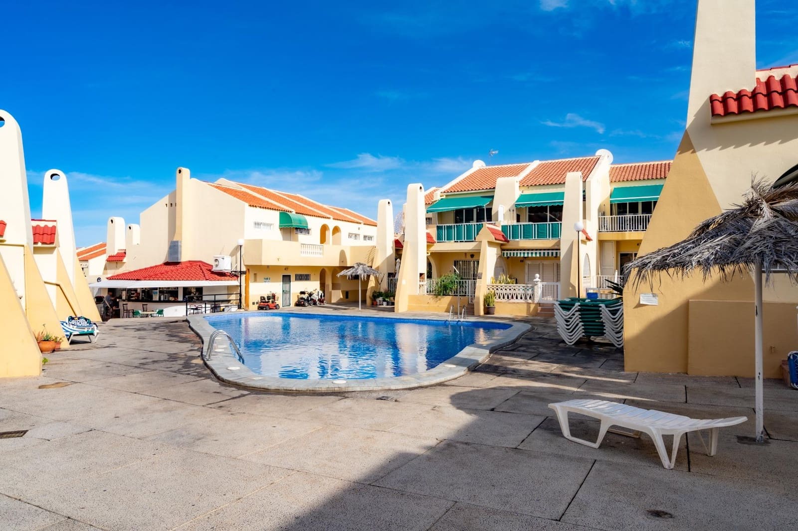 1 soveværelse Lejlighed til salg i Costa Adeje med swimmingpool - € 295.000 (Ref: 8982434)