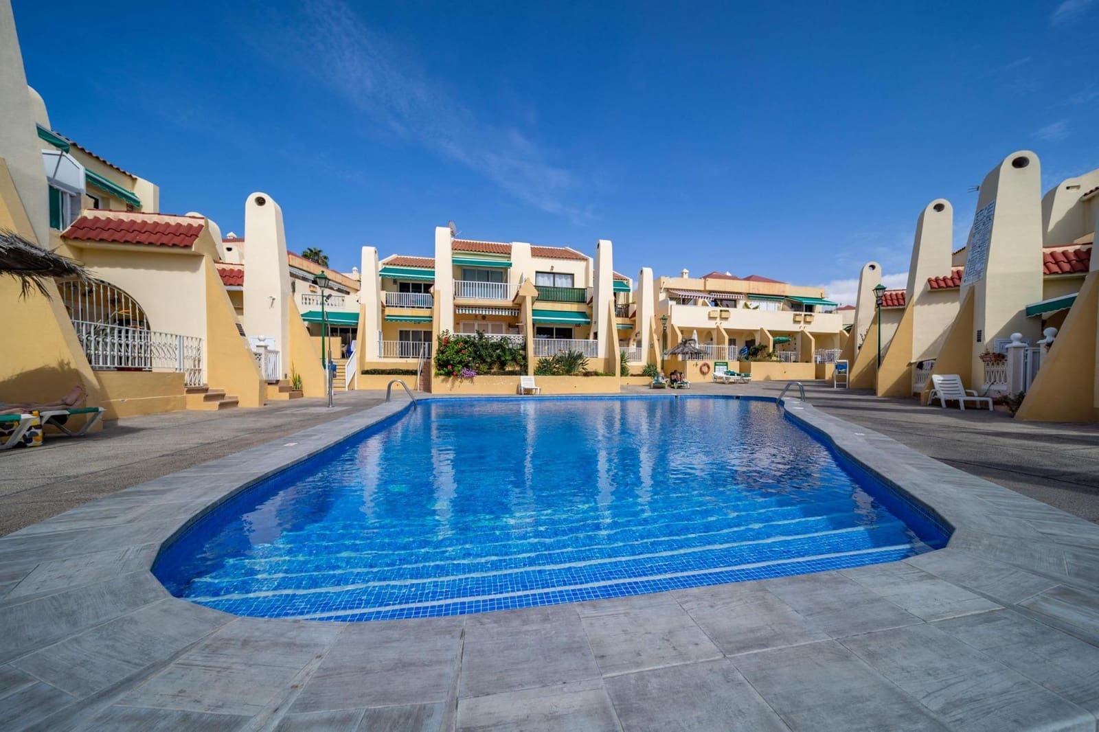 1 soveværelse Lejlighed til salg i Costa Adeje med swimmingpool - € 295.000 (Ref: 8982434)