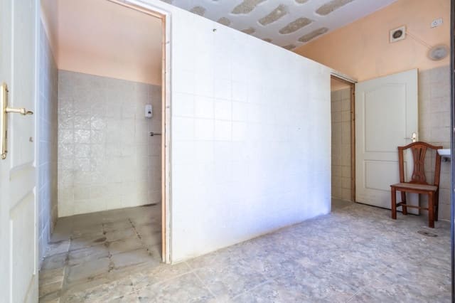 11 sovrum Villa till salu i Güímar med pool - 359 000 € (Ref: 9003068)