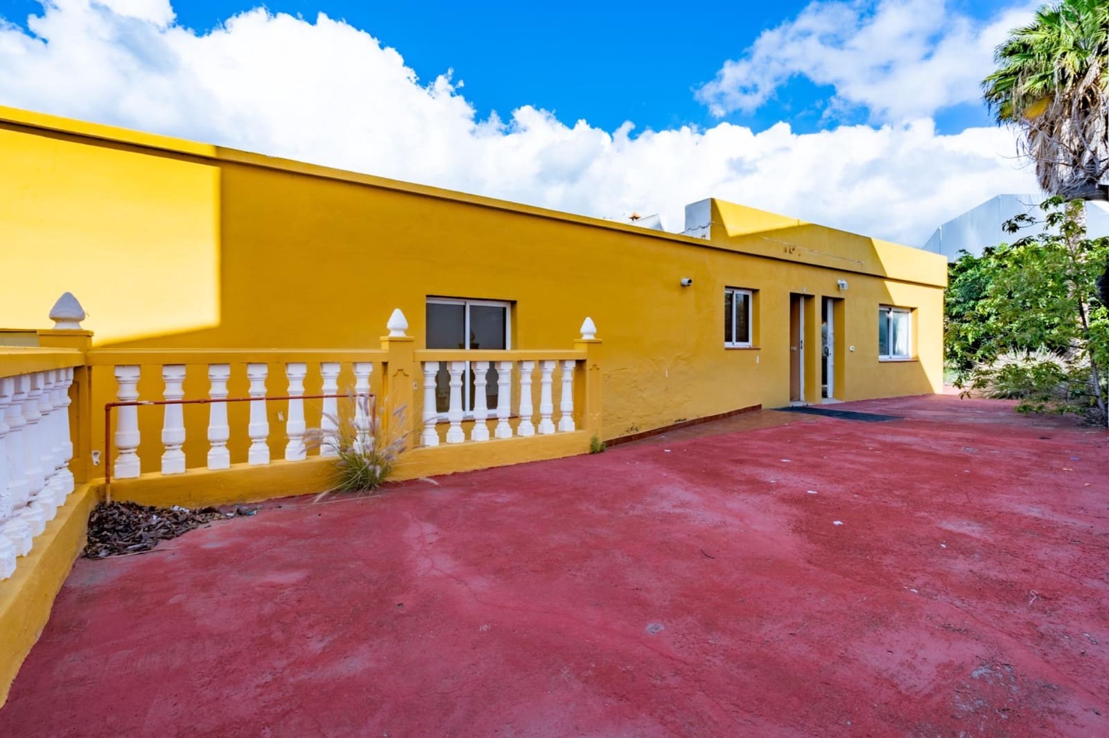 11 sovrum Villa till salu i Guimar med pool - 359 000 € (Ref: 9003068)