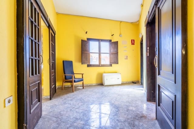 11 sovrum Villa till salu i Güímar med pool - 359 000 € (Ref: 9003068)