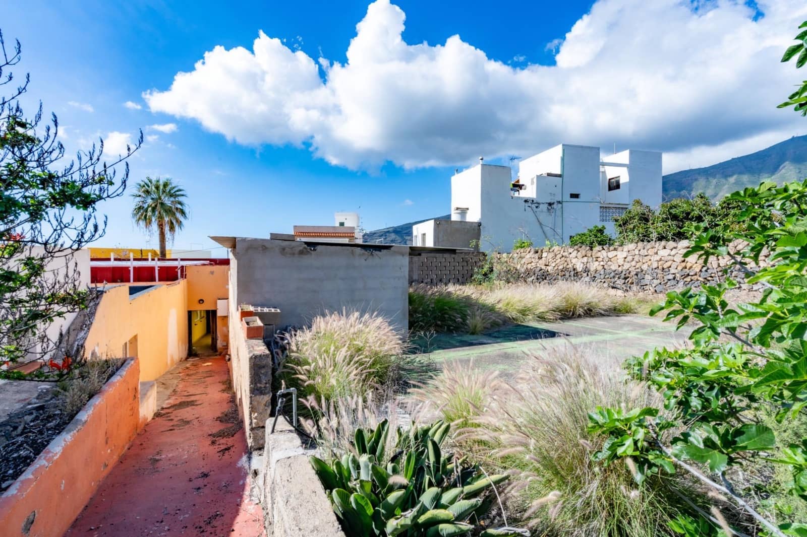 11 sovrum Villa till salu i Guimar med pool - 359 000 € (Ref: 9003068)