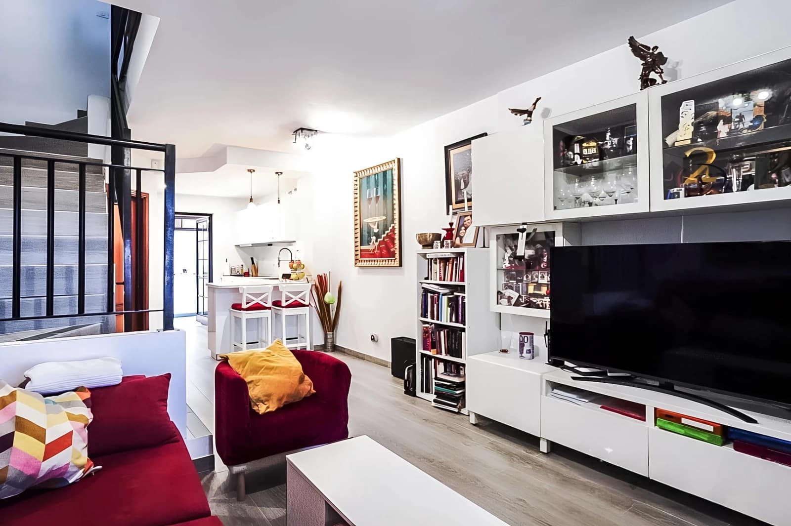 2 soveværelse Rækkehus til salg i Radazul med garage - € 369.000 (Ref: 9008077)