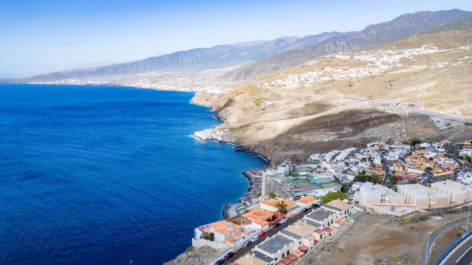 2 soverom Rekkehus til salgs i Radazul med garasje - € 369 000 (Ref: 9008077)