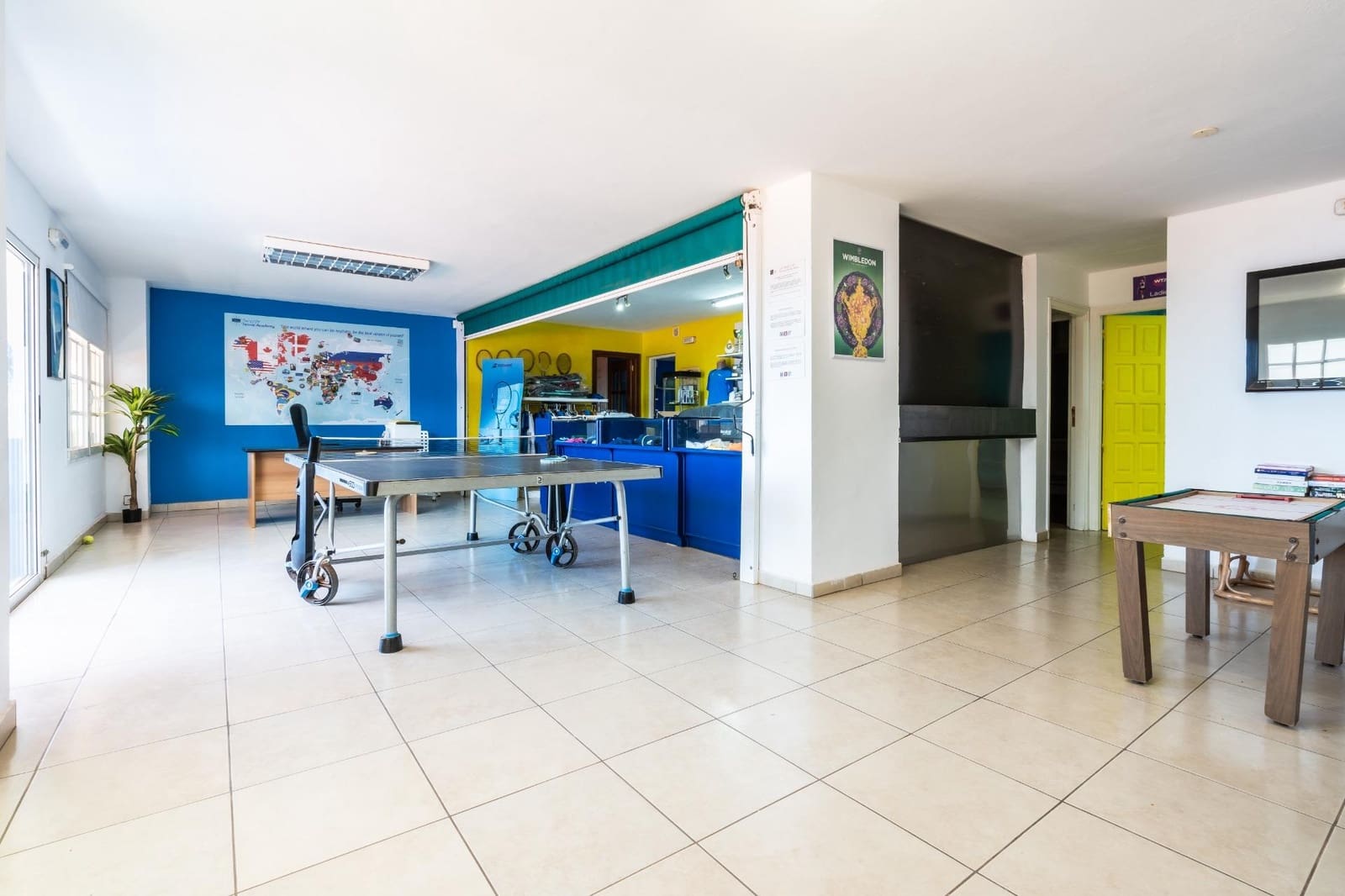 Erhverv til salg i Chayofa - € 1.285.000 (Ref: 9085348)