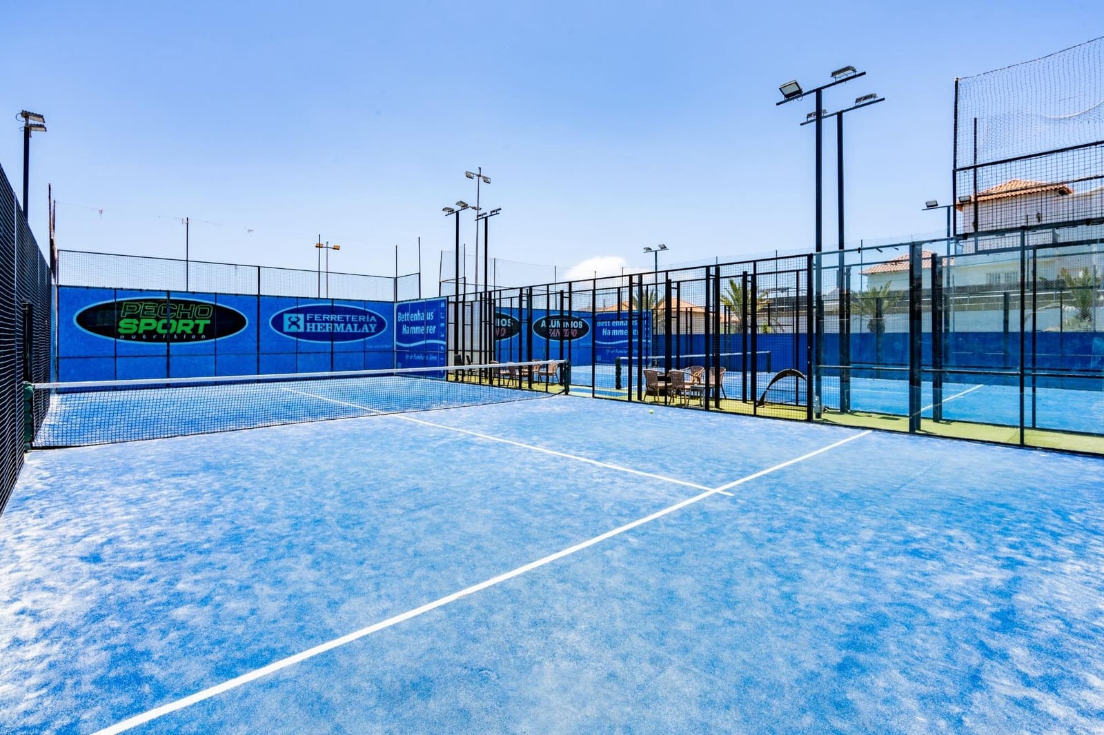 Erhverv til salg i Chayofa - € 1.285.000 (Ref: 9085348)