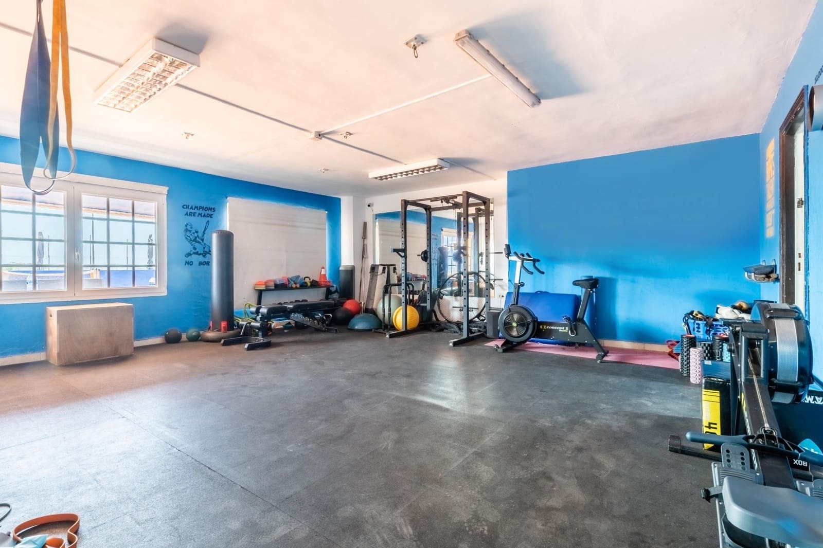 Erhverv til salg i Chayofa - € 1.285.000 (Ref: 9085348)