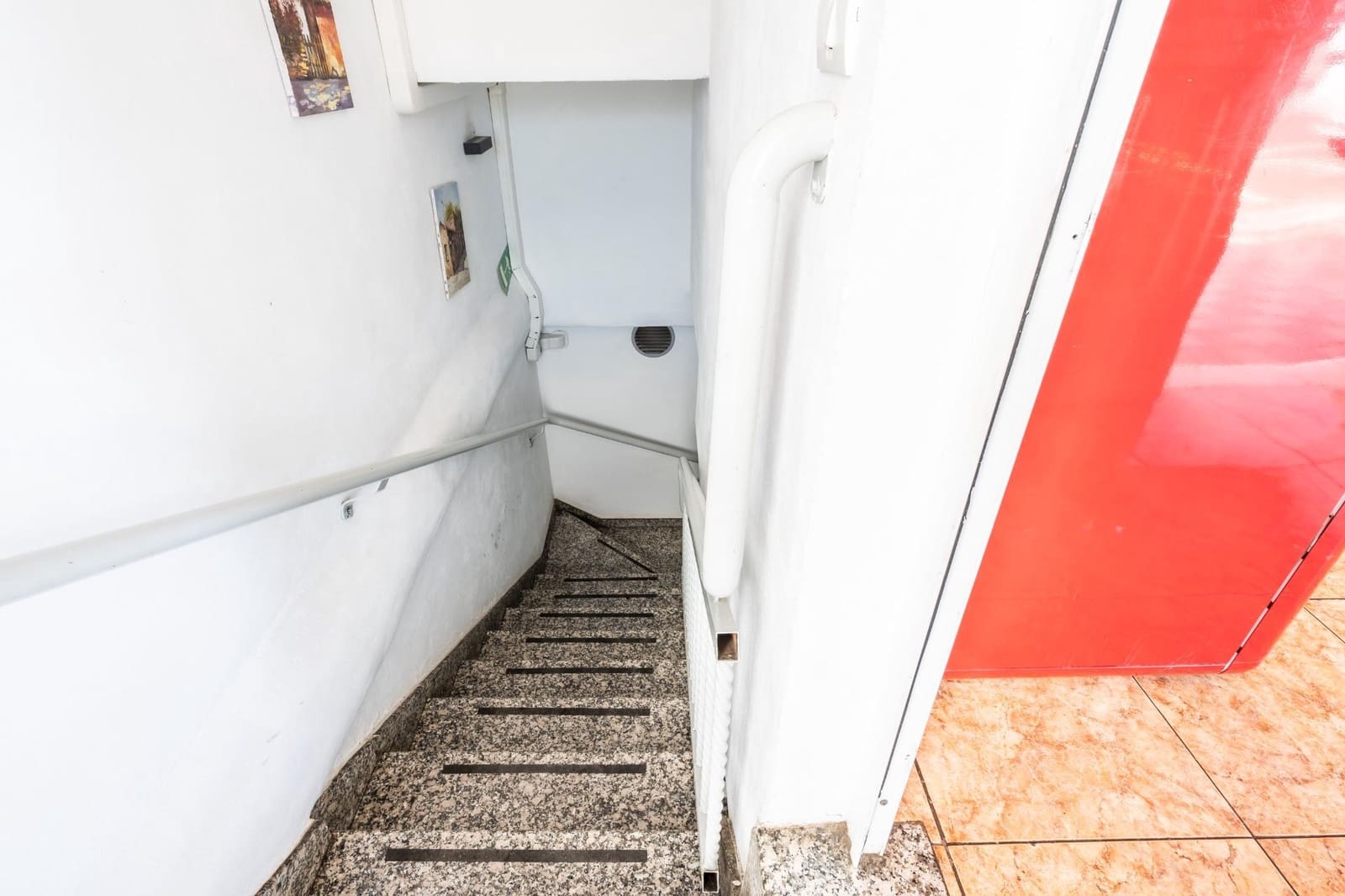 Yritys vuokrattavana paikassa Las Chafiras (San Miguel) - 1 650 € (Ref: 9095330)