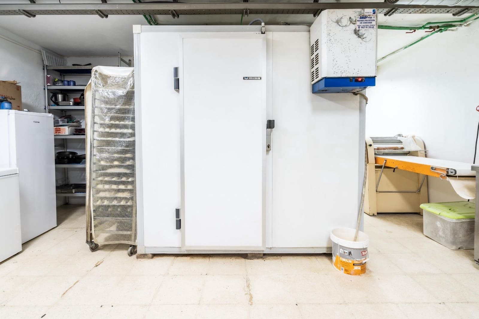 Yritys vuokrattavana paikassa Las Chafiras (San Miguel) - 1 650 € (Ref: 9095330)