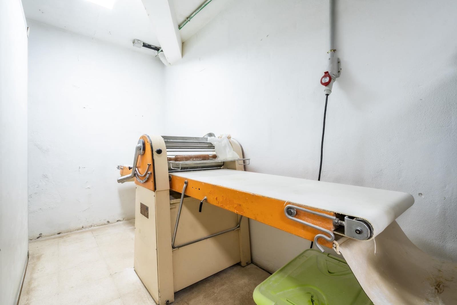 Yritys vuokrattavana paikassa Las Chafiras (San Miguel) - 1 650 € (Ref: 9095330)