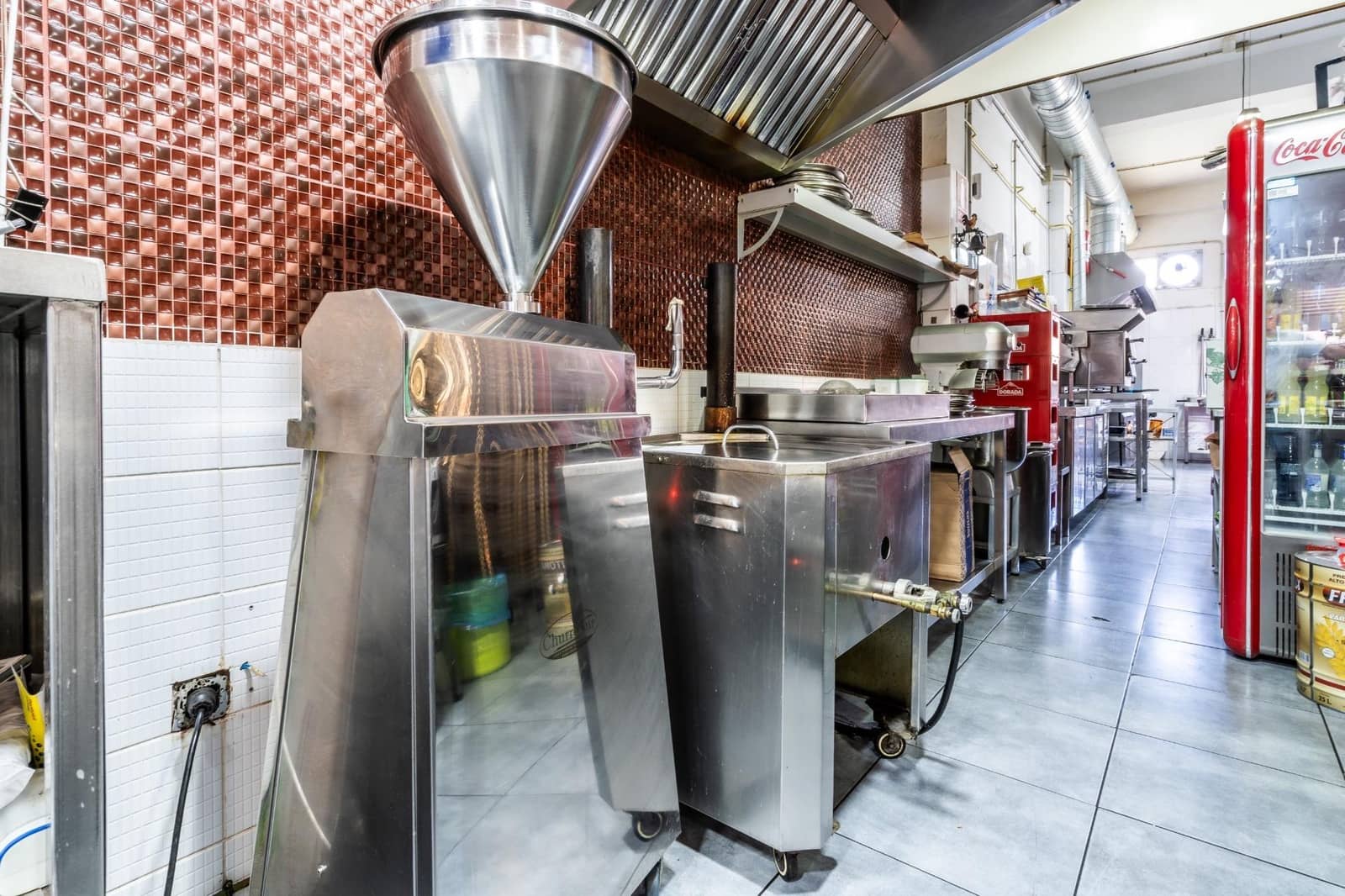 Business for rent in Granadilla de Abona - € 710 (Ref: 9099178)