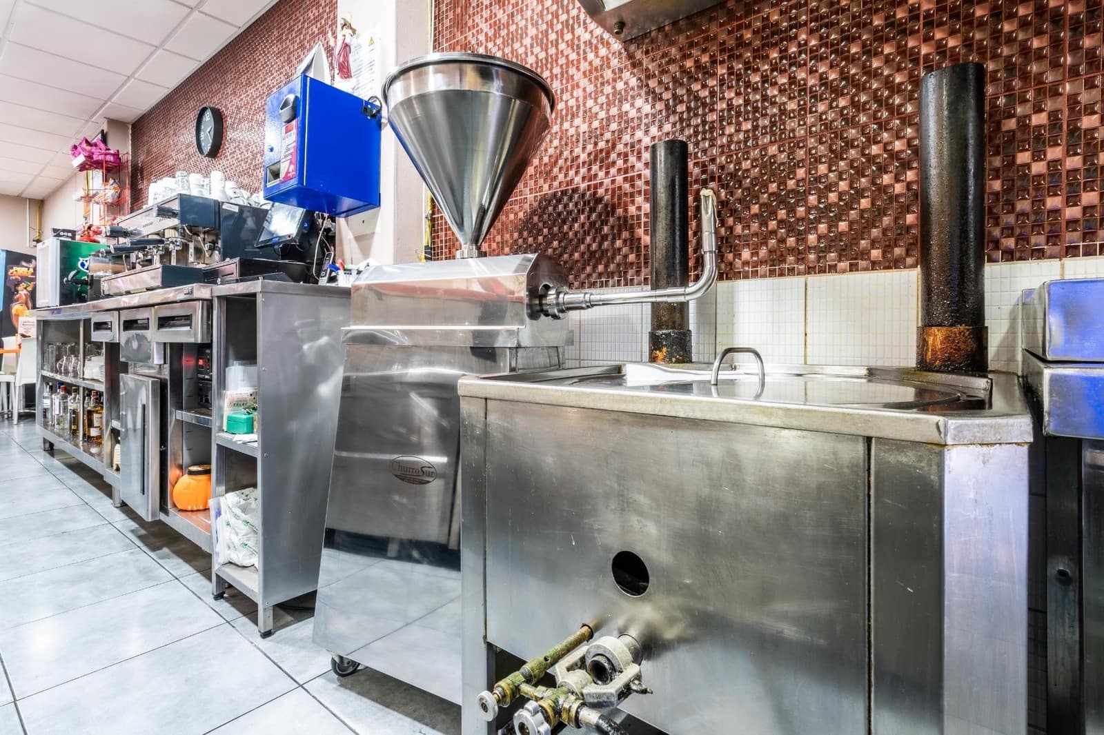 Business for rent in Granadilla de Abona - € 710 (Ref: 9099178)