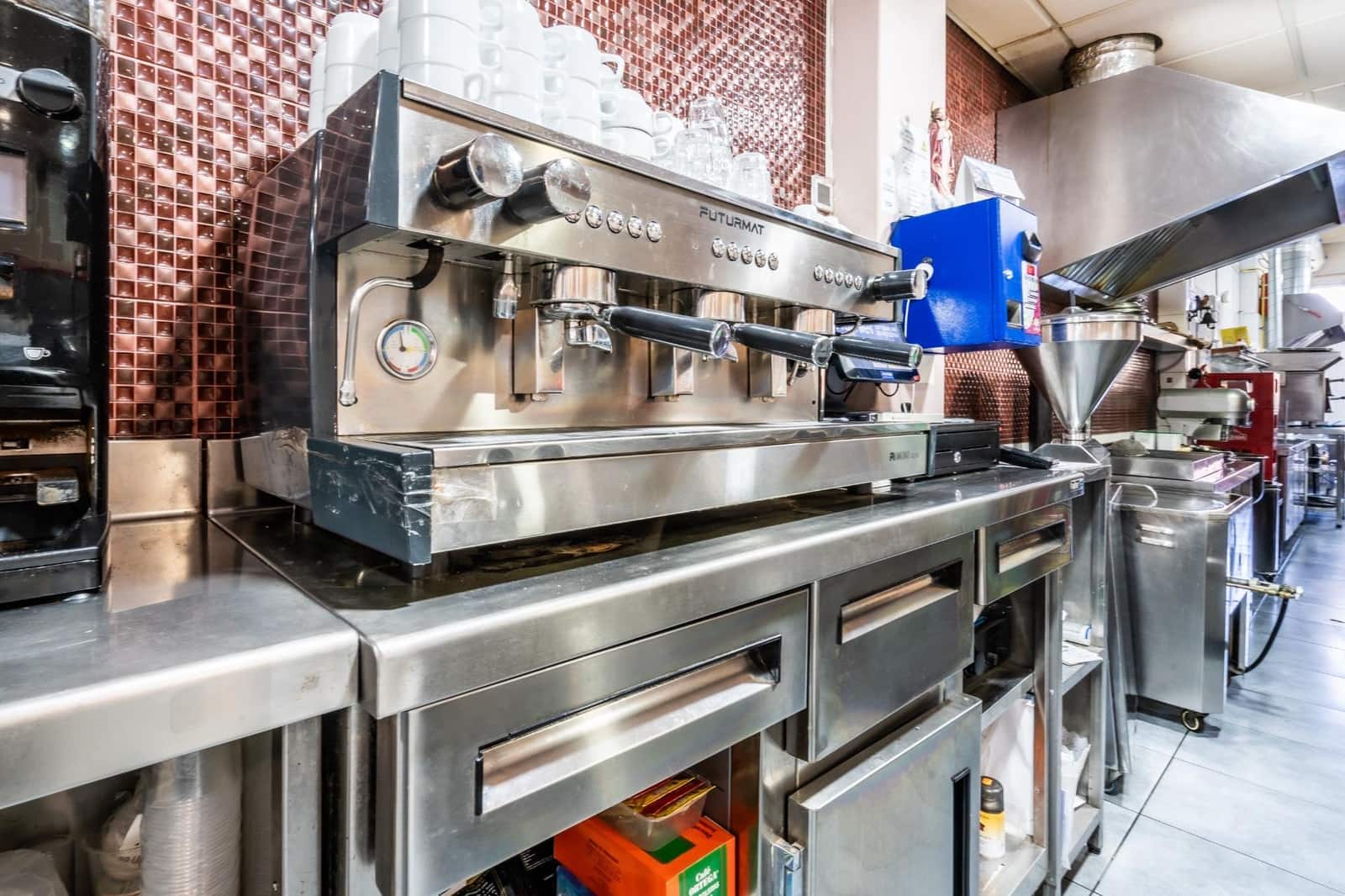 Business for rent in Granadilla de Abona - € 710 (Ref: 9099178)