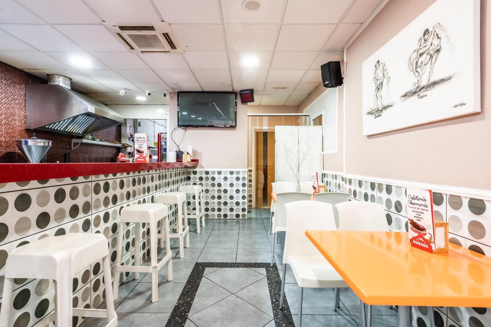 Business for rent in Granadilla de Abona - € 710 (Ref: 9099178)