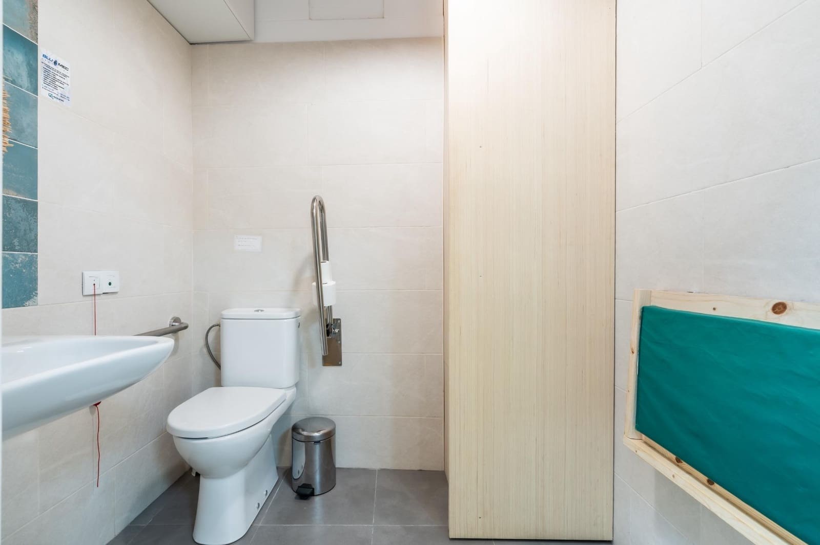 Yritys vuokrattavana paikassa El Medano - 856 € (Ref: 9099179)