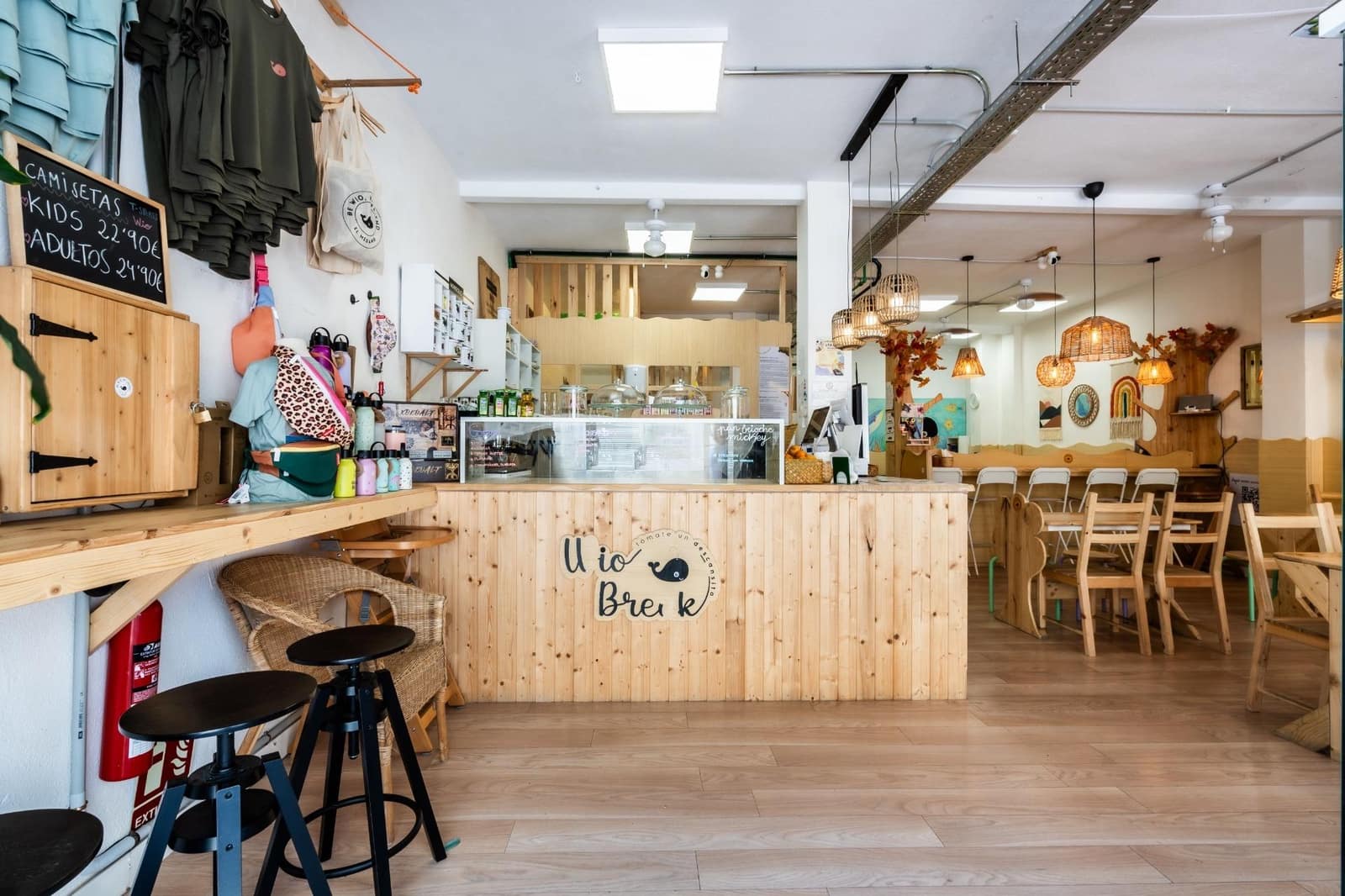 Yritys vuokrattavana paikassa El Medano - 856 € (Ref: 9099179)