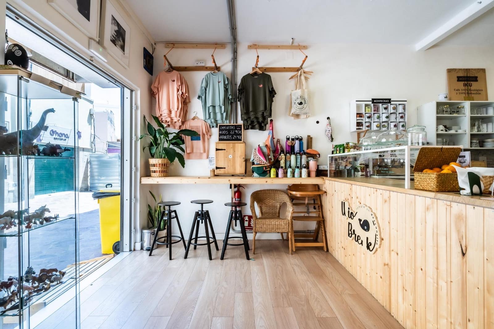 Yritys vuokrattavana paikassa El Medano - 856 € (Ref: 9099179)