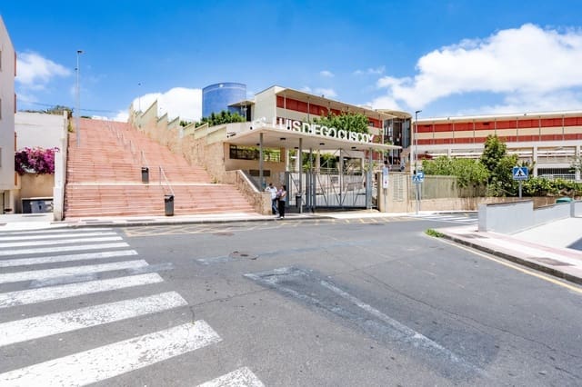 Yritys vuokrattavana paikassa Cabo Blanco, Arona - 700 € (Ref: 9102959)