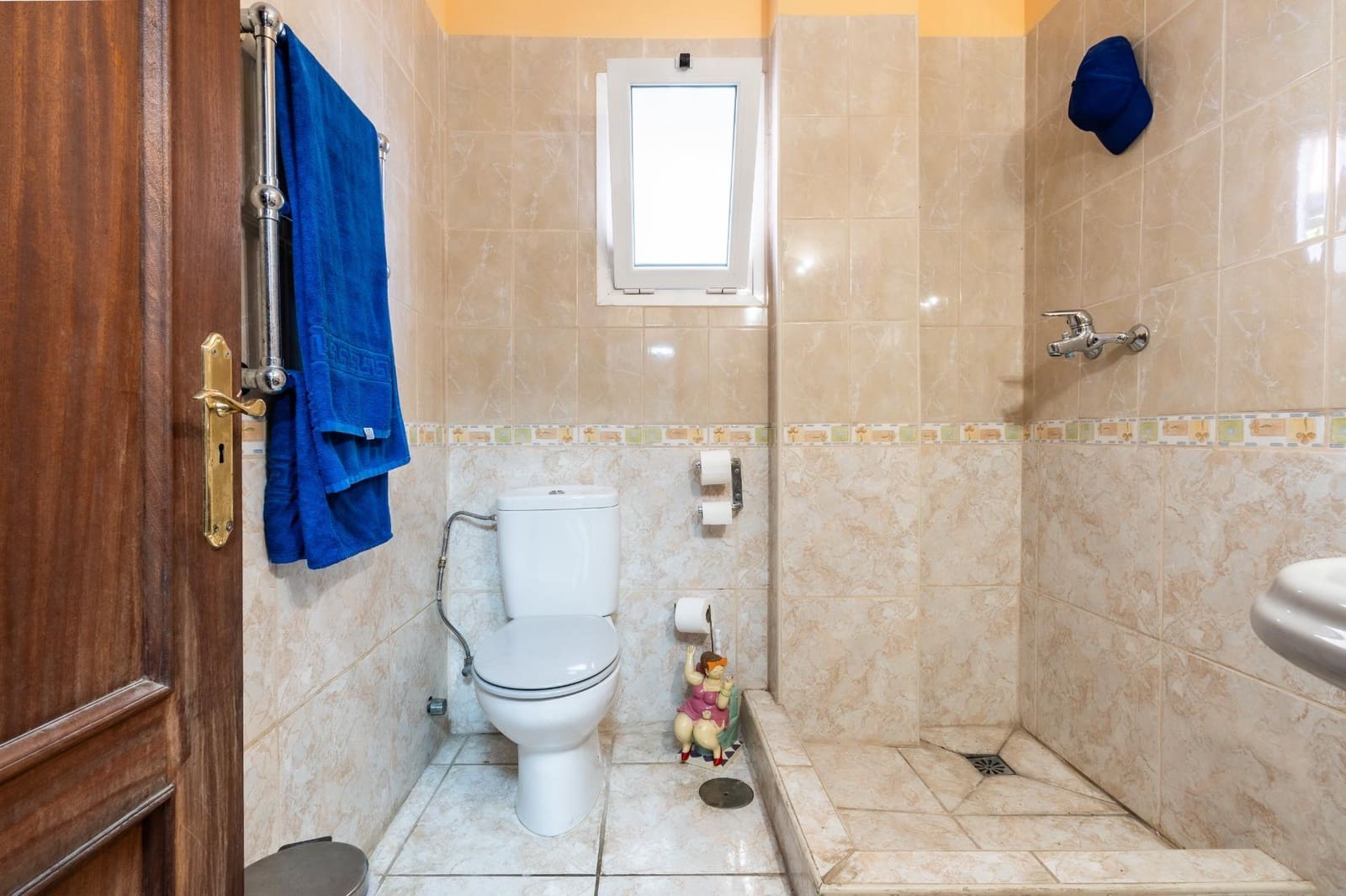 Business for rent in Cabo Blanco - € 700 (Ref: 9102959)