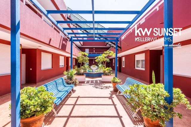 2 soveværelse Lejlighed til salg i San Isidro de Abona, Granadilla de Abona med garage - € 215.000 (Ref: 9114223)
