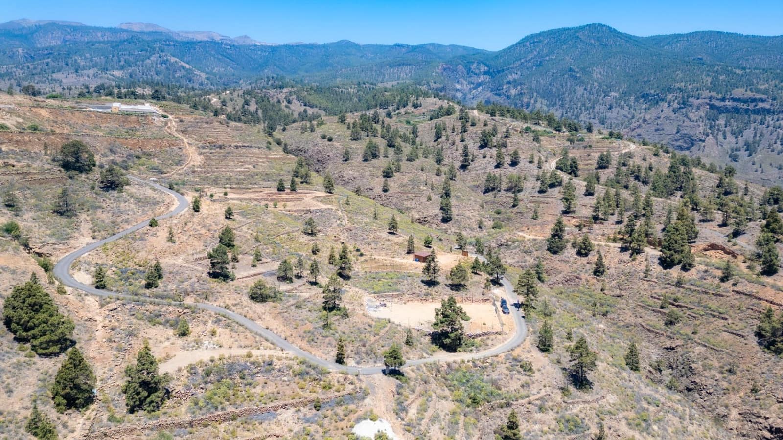 Ubebygd land til salgs i Arico - € 39 800 (Ref: 9116163)