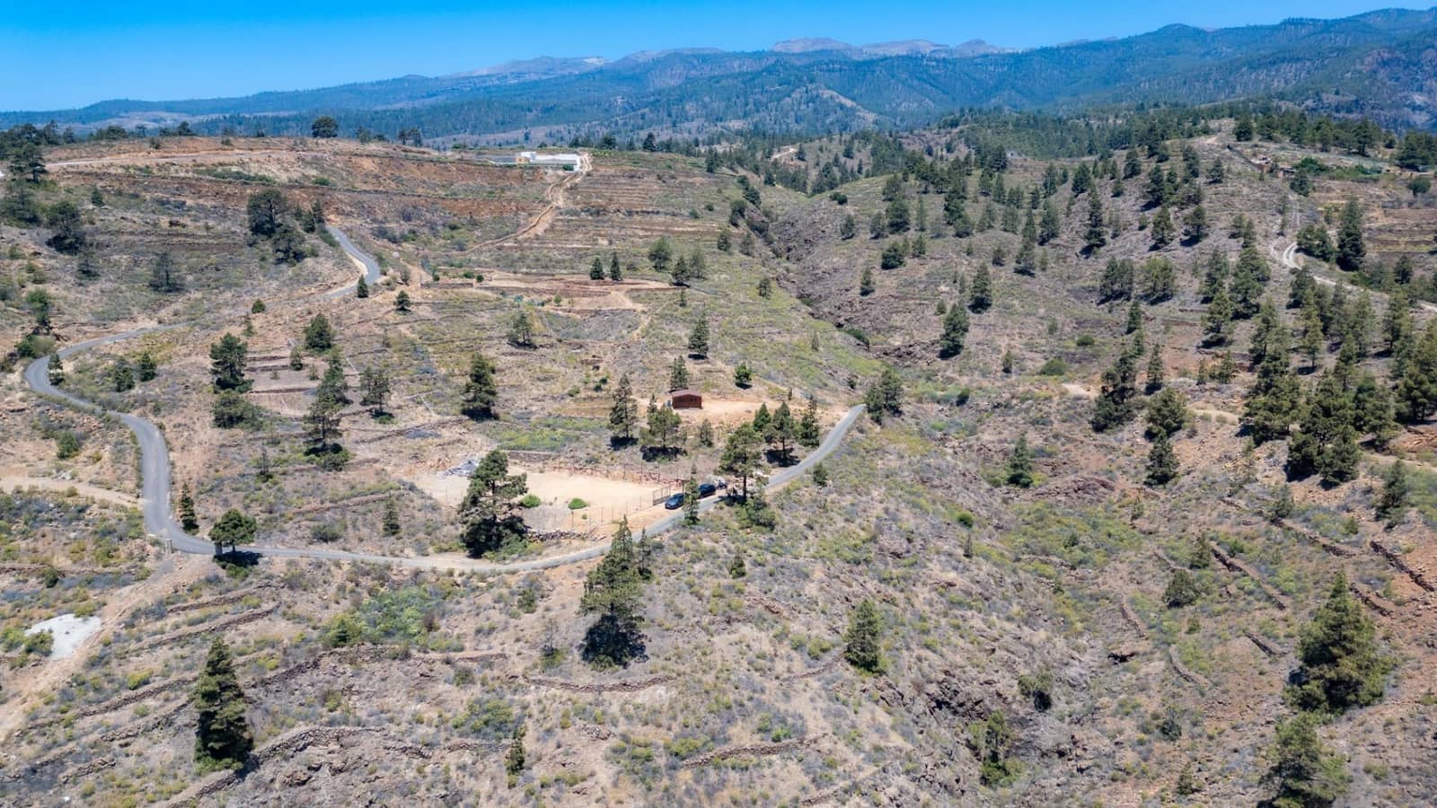 Ubebygd land til salgs i Arico - € 39 800 (Ref: 9116163)