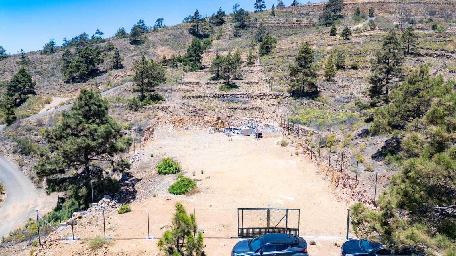 Ubebygd land til salgs i Arico - € 39 800 (Ref: 9116163)