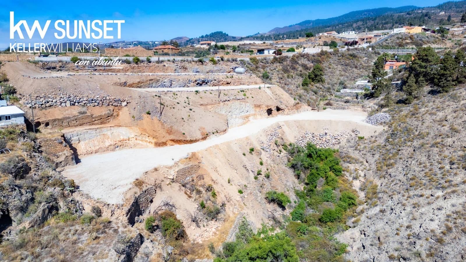 Grunde uden byggetilladelser til salg i Granadilla de Abona - € 105.000 (Ref: 9116164)