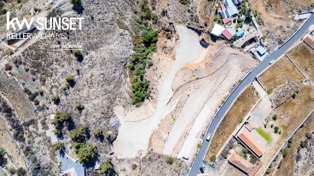 Terre non Aménagée à vendre à Granadilla de Abona - 105 000 € (Ref: 9116164)