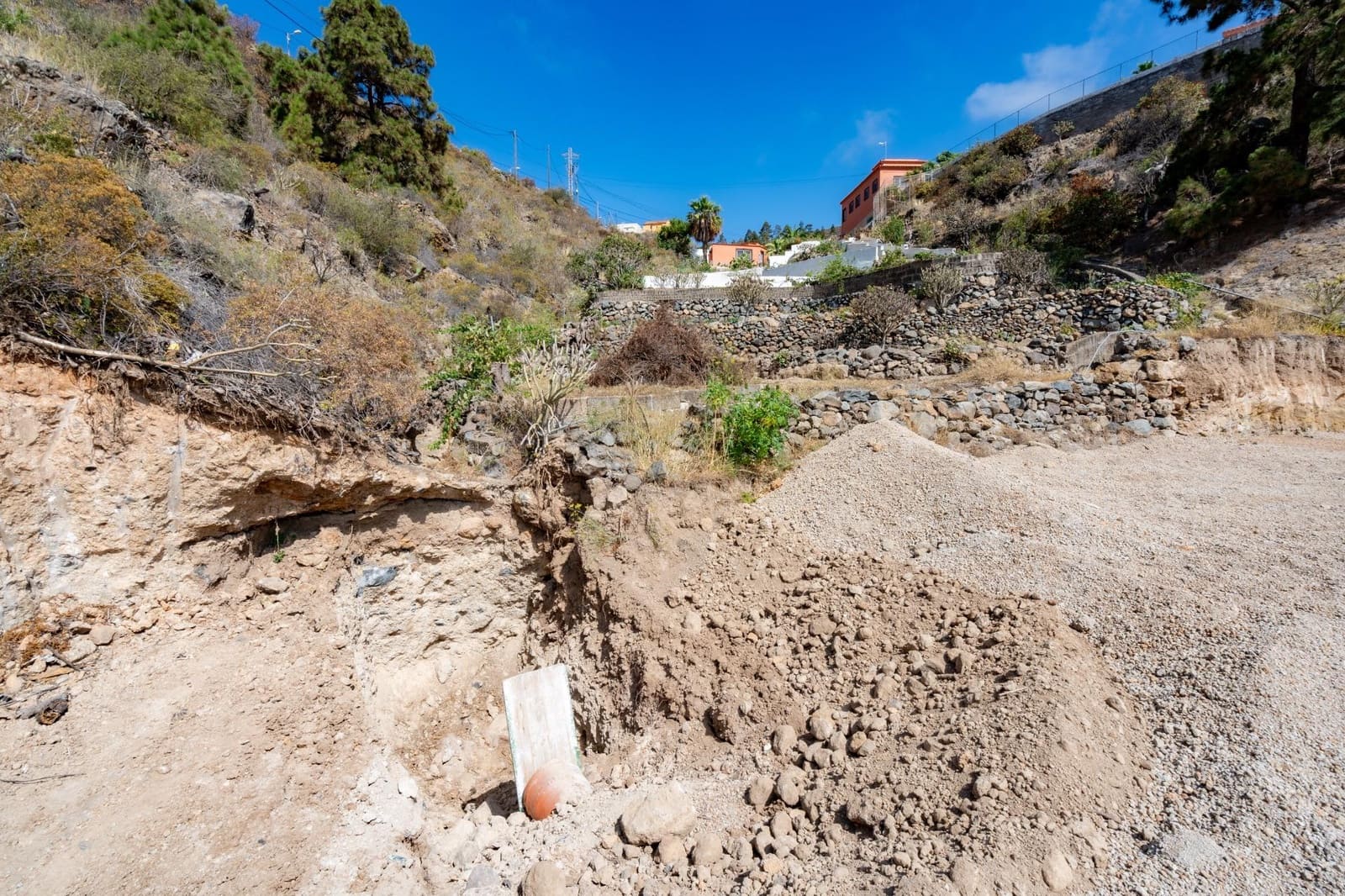 Grunde uden byggetilladelser til salg i Granadilla de Abona - € 105.000 (Ref: 9116164)