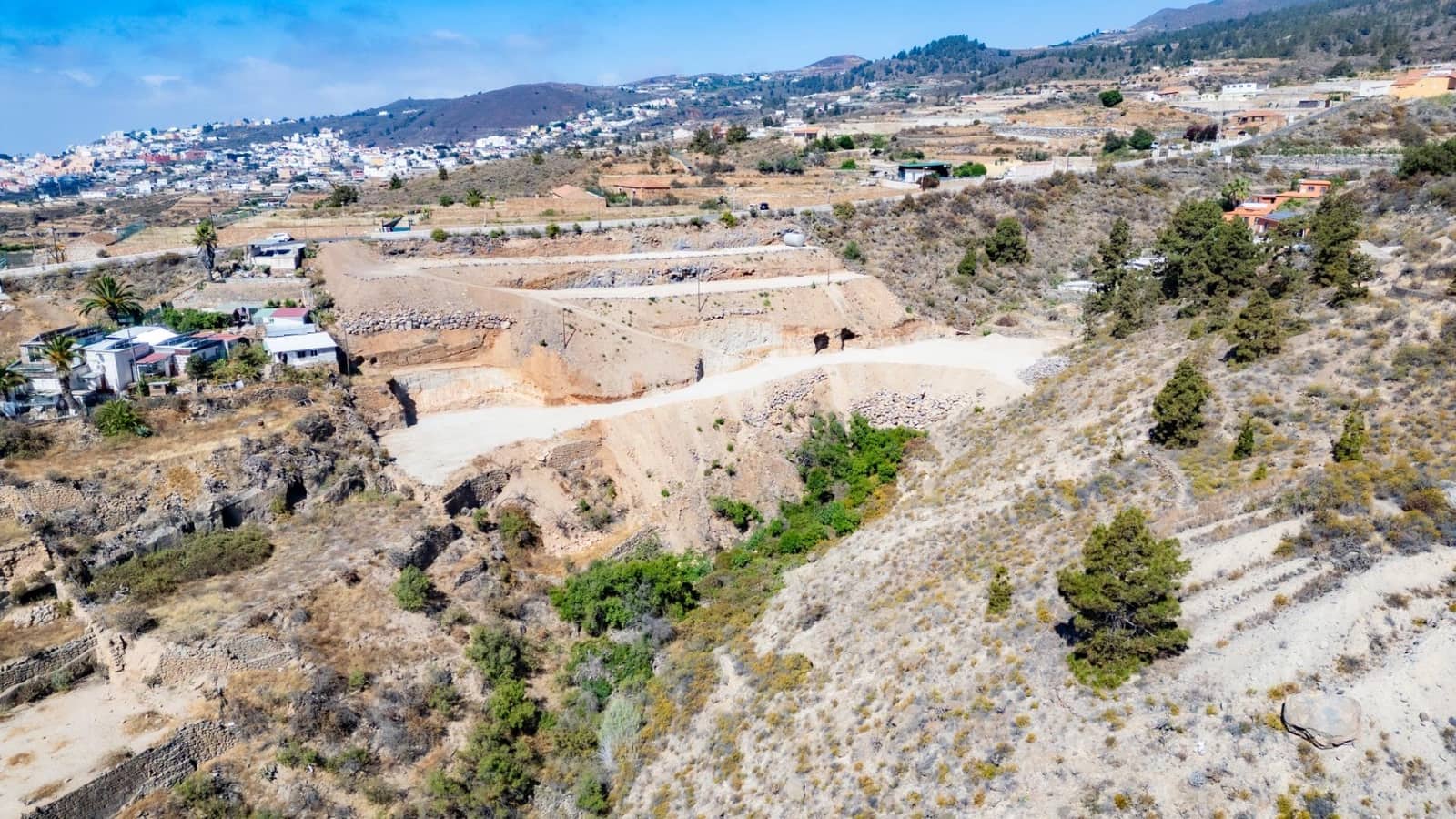 Grunde uden byggetilladelser til salg i Granadilla de Abona - € 105.000 (Ref: 9116164)