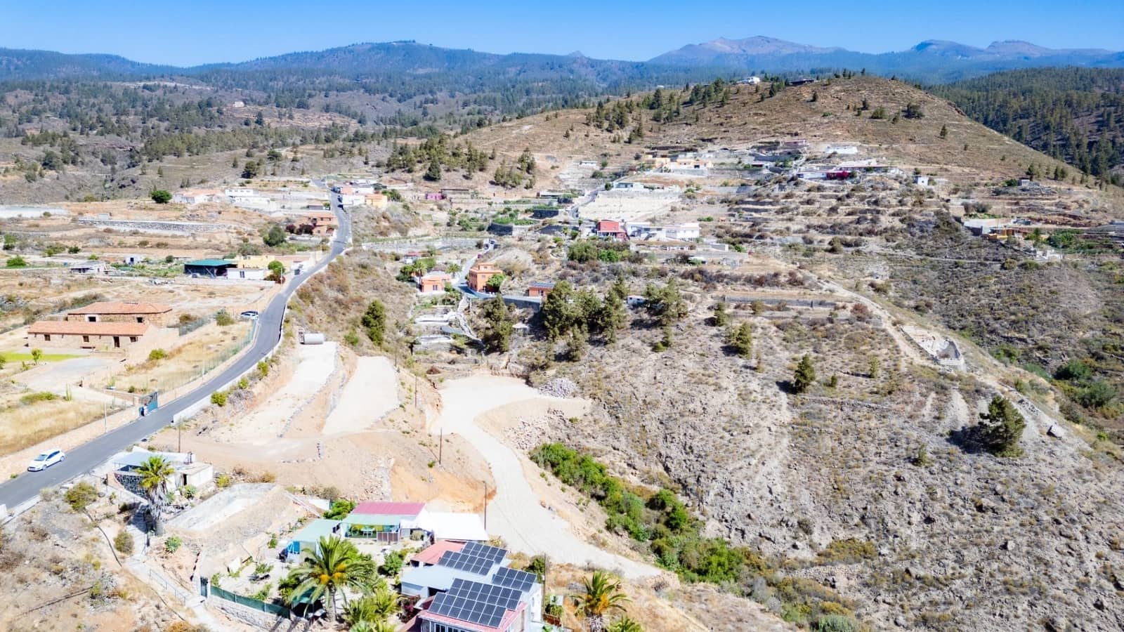 Grunde uden byggetilladelser til salg i Granadilla de Abona - € 105.000 (Ref: 9116164)