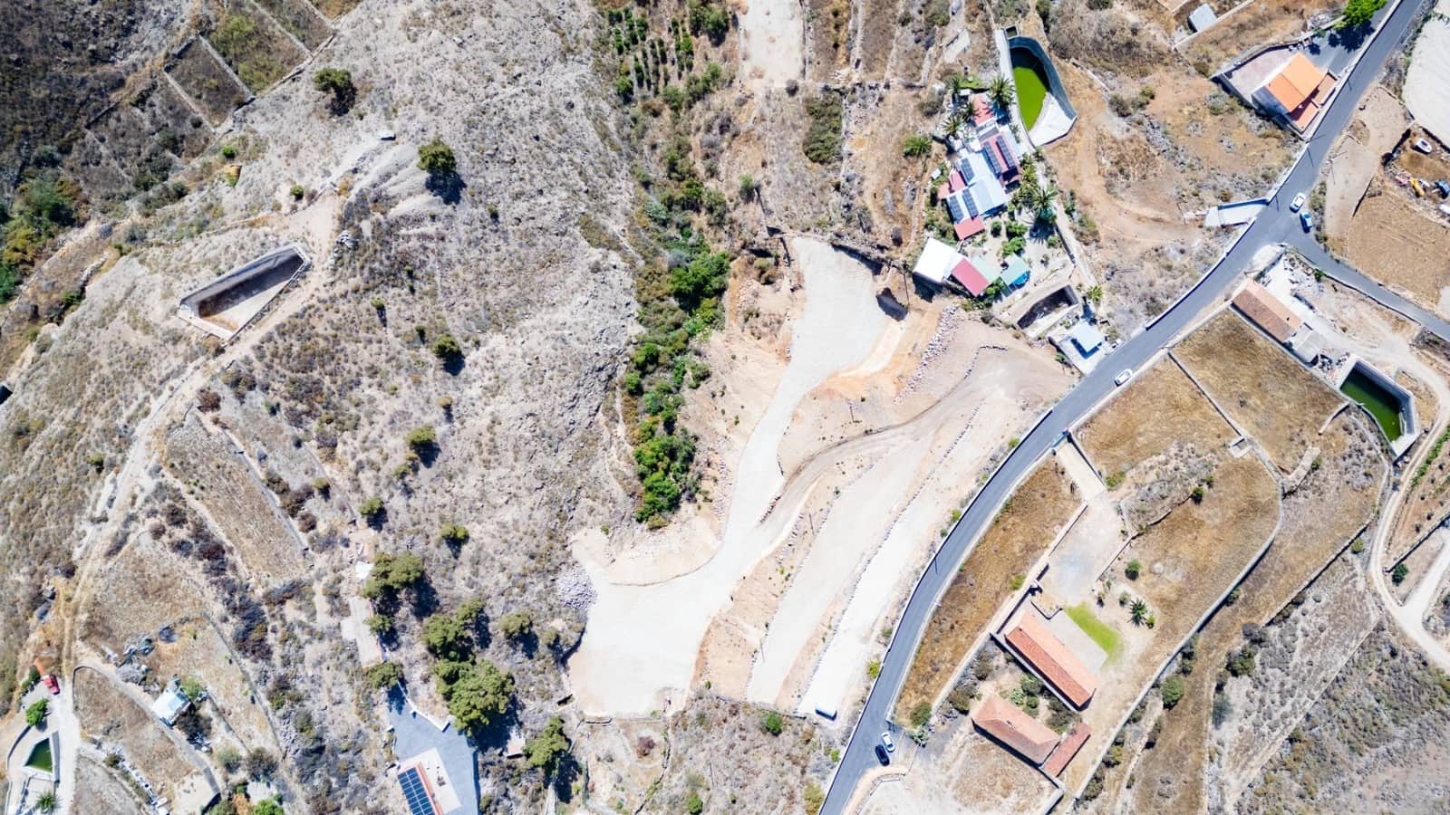 Grunde uden byggetilladelser til salg i Granadilla de Abona - € 105.000 (Ref: 9116164)