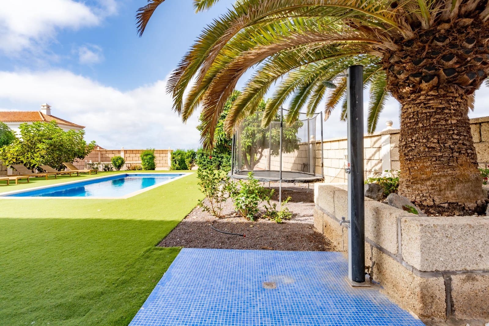 10 soveværelse Villa til salg i Buzanada med swimmingpool garage - € 1.050.000 (Ref: 9154026)