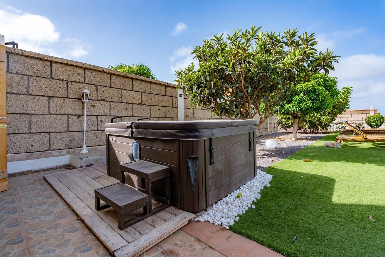 10 soveværelse Villa til salg i Buzanada med swimmingpool garage - € 1.050.000 (Ref: 9154026)