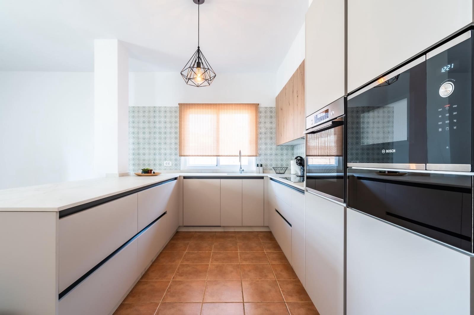 10 soveværelse Villa til salg i Buzanada med swimmingpool garage - € 1.050.000 (Ref: 9154026)