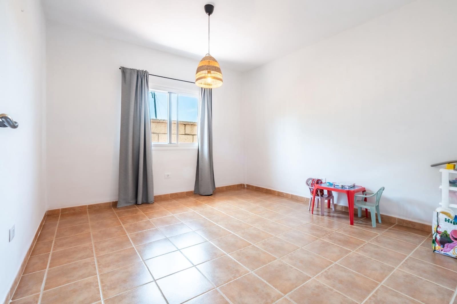 10 soveværelse Villa til salg i Buzanada med swimmingpool garage - € 1.050.000 (Ref: 9154026)