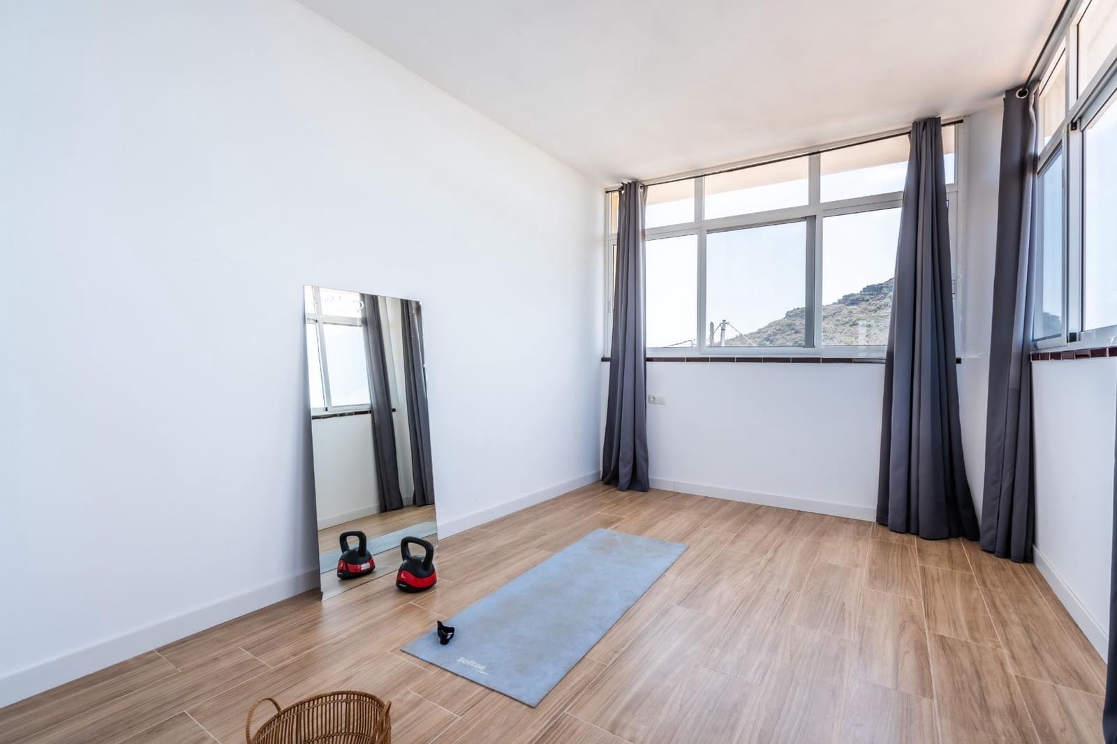 10 soveværelse Villa til salg i Buzanada med swimmingpool garage - € 1.050.000 (Ref: 9154026)