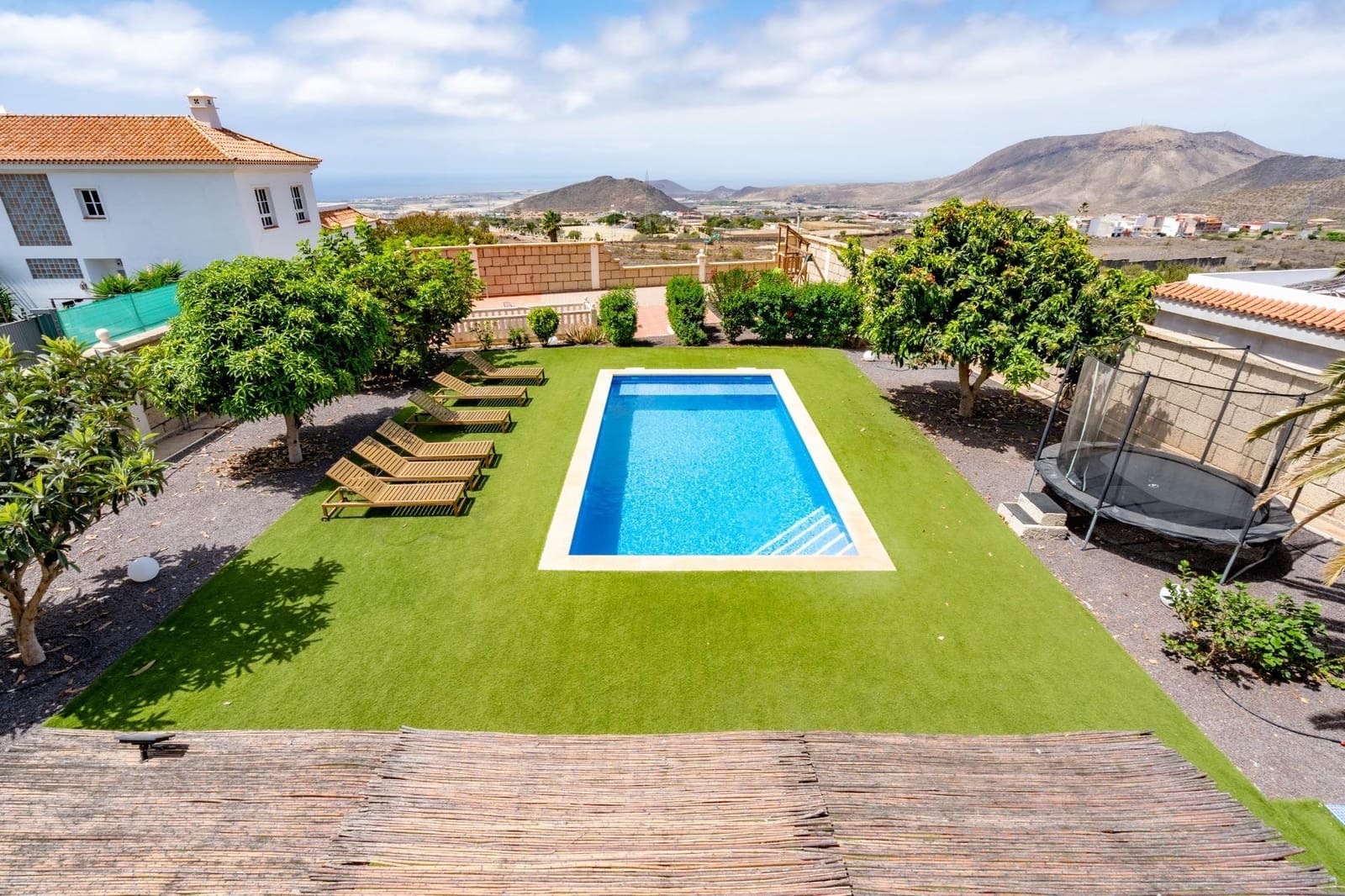 10 soveværelse Villa til salg i Buzanada med swimmingpool garage - € 1.050.000 (Ref: 9154026)