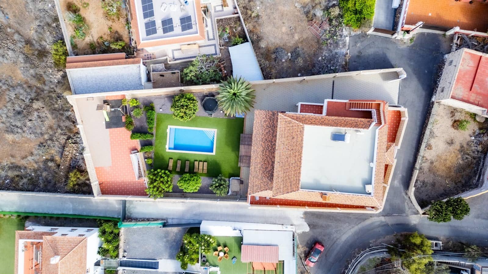 10 soveværelse Villa til salg i Buzanada med swimmingpool garage - € 1.050.000 (Ref: 9154026)